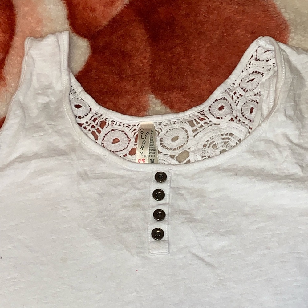 White Lace Tank - Picture 2 of 5
